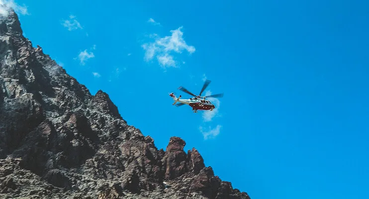 Everest helicopter tour – a luxurious adventure. - 蓝鲸体育haolikang